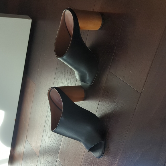 Urban Outfitters Black Wood Heel Mules - Picture 3 of 5